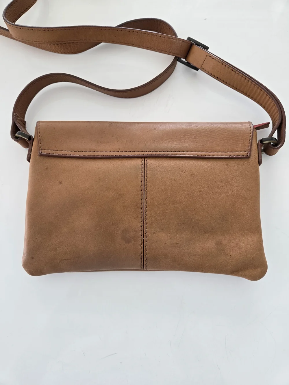 Classic Tan Leather Crossbody Envelope Bag with Pink Trim